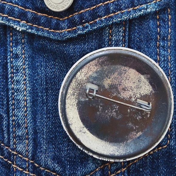 Vintage Mickey Button - Picture 2 of 3